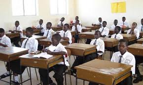  FG clarifies on reopening schools in November