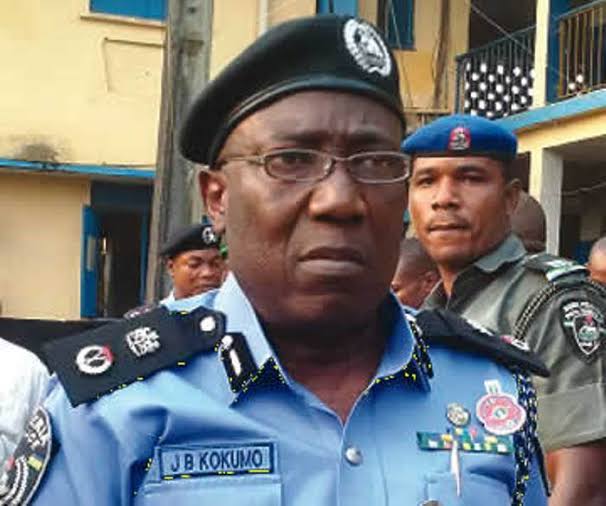  One dead as police engaged hoodlums in Osun
