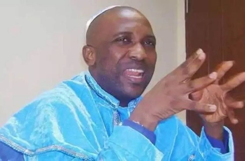  Bishop Oyedepo should lead Christians – Primate Ayodele commends Living Faith founder for speaking against church closure