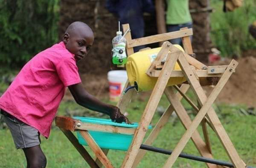  COVID-19: Kenyan boy, 9, who made hand-washing machine gets presidential award