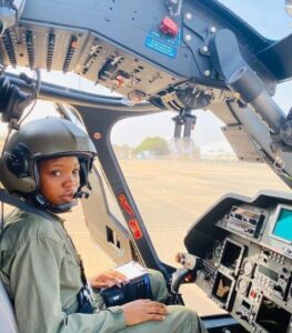 1594794501257826-2-1