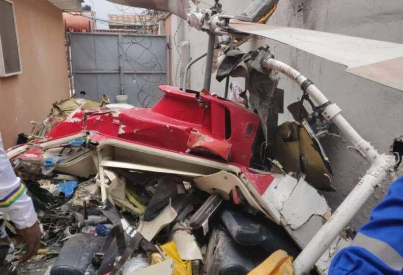  BREAKING NEWS: Helicopter crashes into building in Lagos