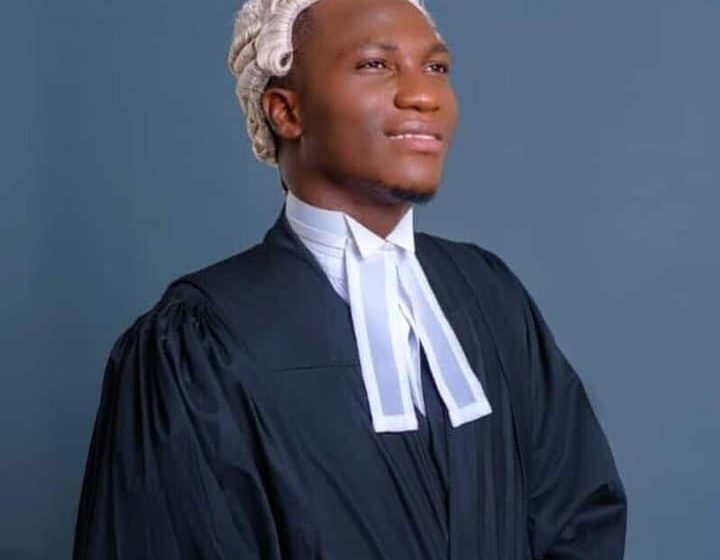  UI First Class graduate emerges overall best at Law School