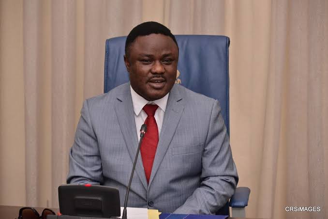  Ayade gives out 54 SUVs to LGA council officials