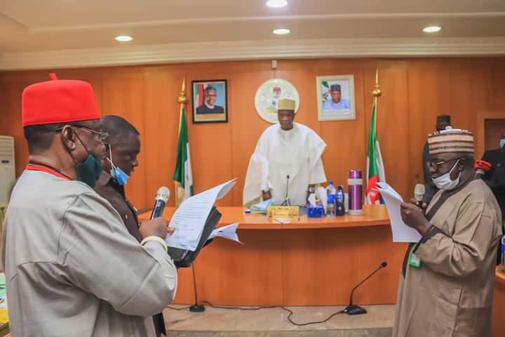  Gombe Governor Swears-in Igbo man As Special Adviser