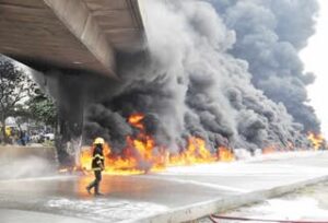 fuel-tanker-burnt