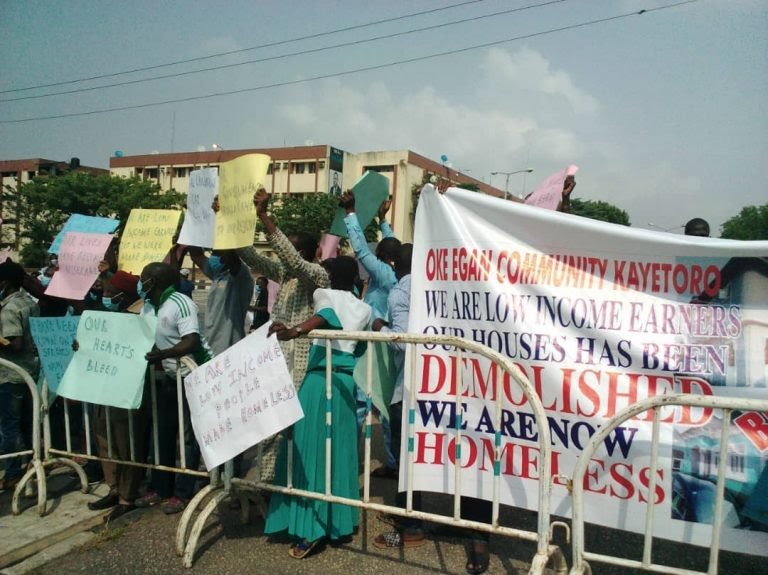 DEMOLITION-PROTEST-768x575