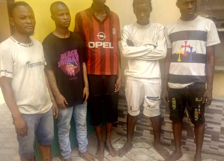 Lagos Police arrest five traffic robbers, cultists, destroy shanties in Ikorodu