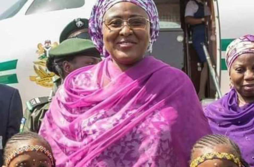  First Lady, Aisha Buhari Returns To Aso Rock