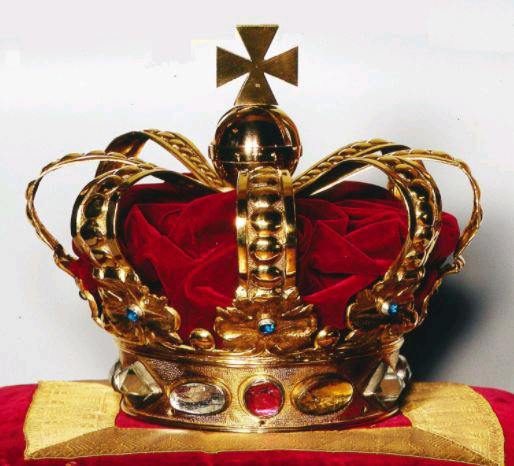  400 years old Olu of Warri’s crown stolen from the palace