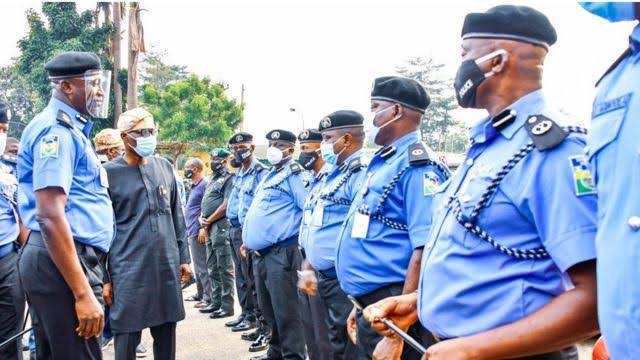  Lagos, Ogun tighten security over rumoured IPOB attacks