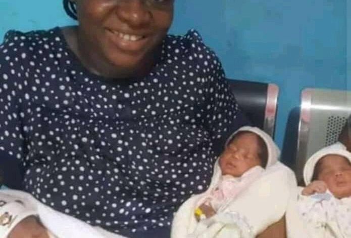  Woman delivers Triplets After 15 Years Of marriage