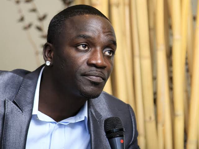  I was happier when I was poor, Akon says