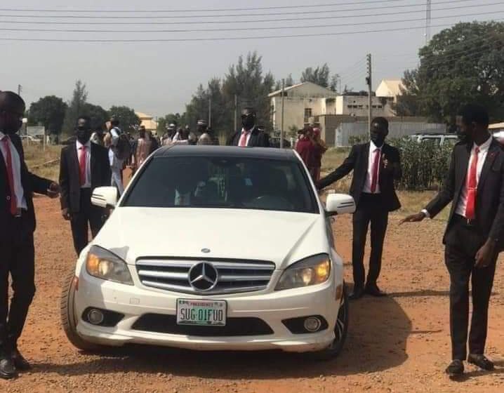  Our SUG President never attended lectures in convoy -Varsity clarifies viral photos