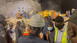 Sanwo-Olu-Ikoyi-collapse-site