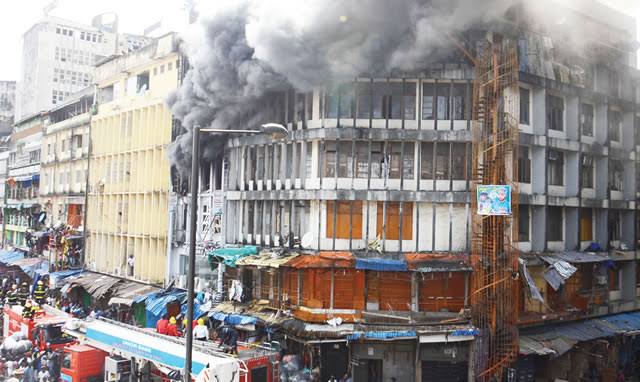  Fire guts Balogun market in Lagos