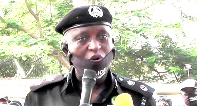  Lagos CP allegedly locks down Brooks Estate Magodo, arrests security guards