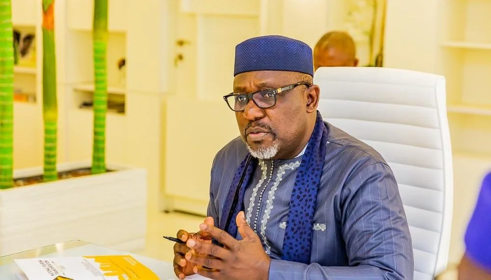  Court threatens to strike out FG’s N2.9bn corruption charges against Rochas Okorocha
