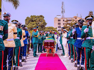  Former Interim President, Earnest Shonekan buried in Lagos