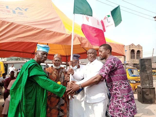  Jim-Kamal launches governorship bid, promises to introduce e-education, e-health if elected