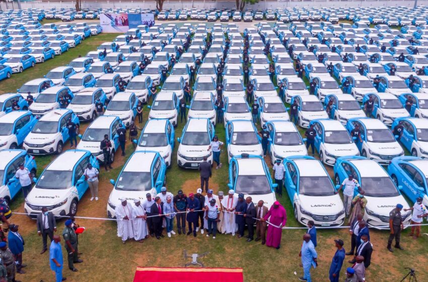  Sanwo-Olu launches 1000 Lagride cars