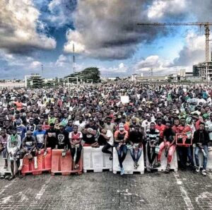 FB_IMG_160335704887698952-1