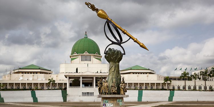  Reps ask CBN to enforce use of ₦2, ₦1, 50kobo as legal tender