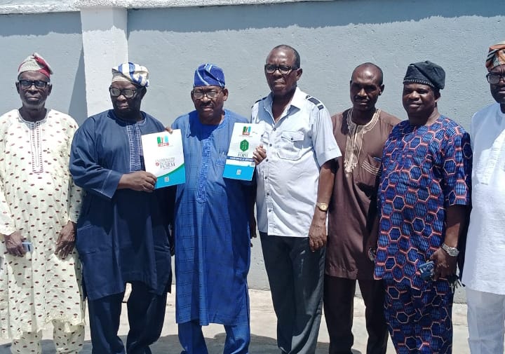  LAHA 2023: Agege Political leaders purchase APC Assembly nomination form for Obasa