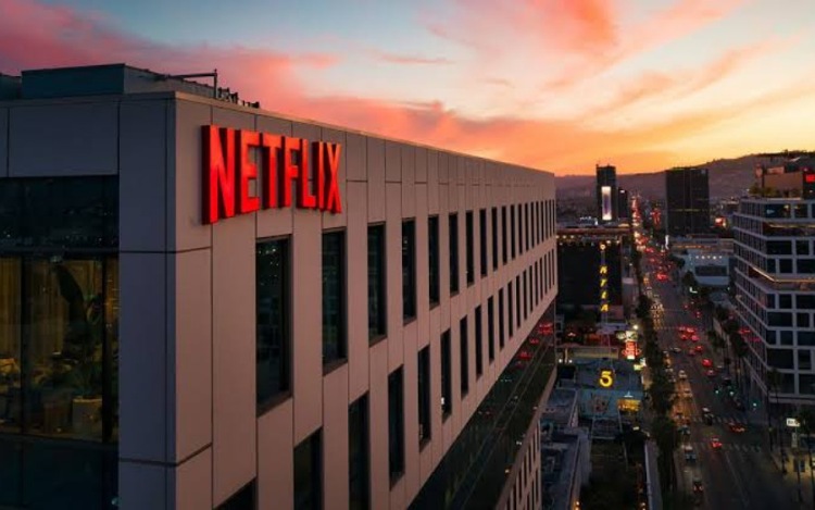  Netflix lays off 150 workers