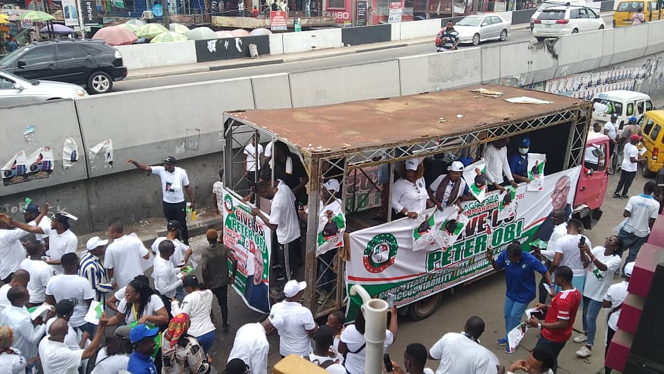Youths-campaigns-for-Peter-Obi