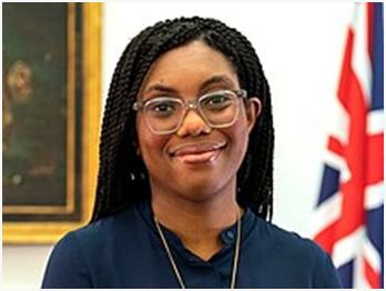  Awa lo kan in Britain: Nigerian Girl eyes British Prime Minister seat