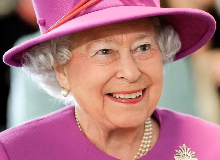  Queen Elizabeth II dies at 96