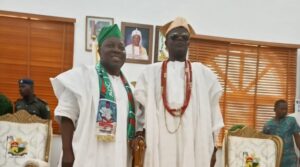 Olu-Of-Ilaro-endorses-Otegbeye1a-800x445