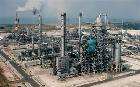  Reps propose privatization of national petroleum refineries