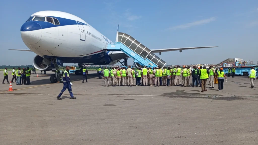 Nigerian-arrivals-from-South-Africa